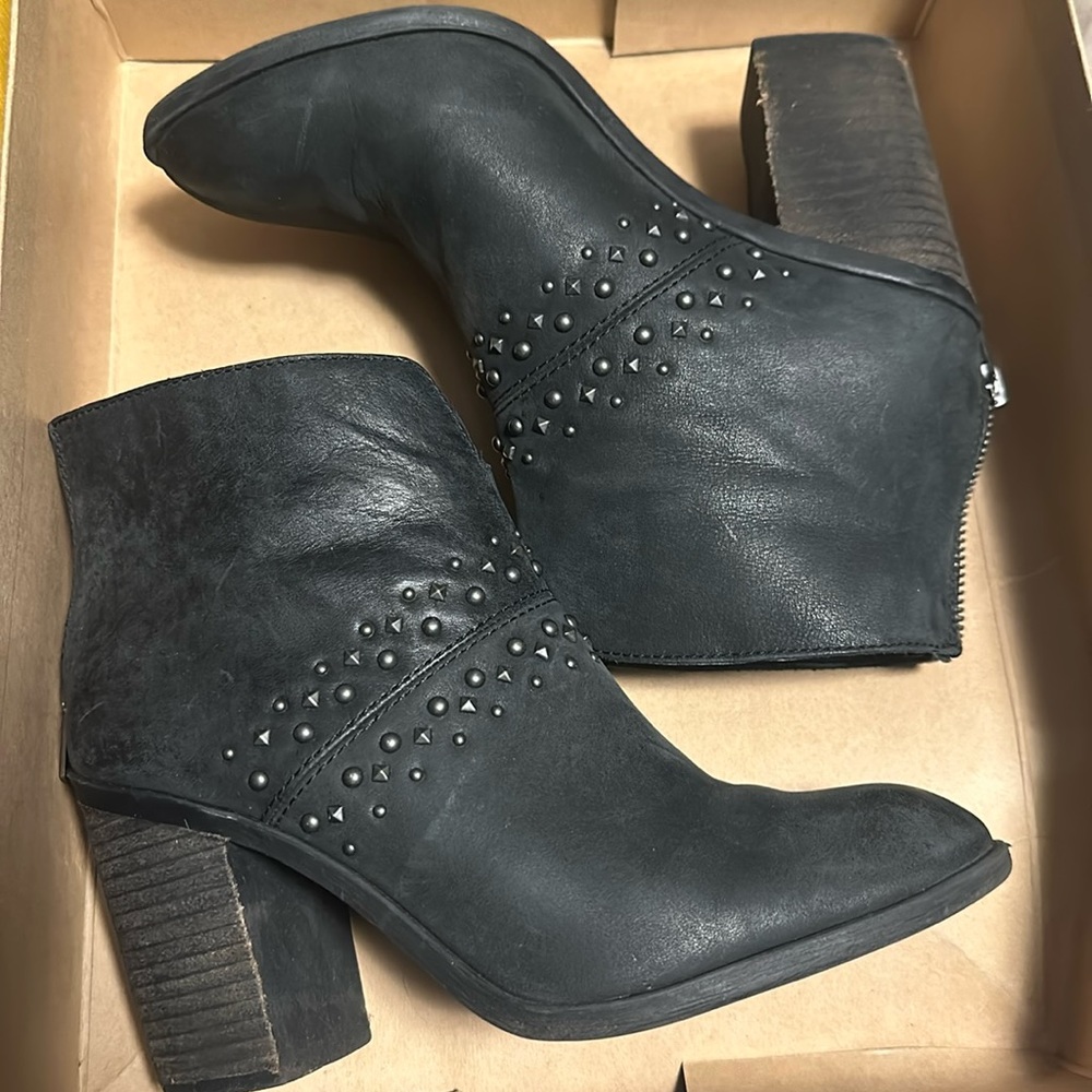 Lucky Brand black leather boots